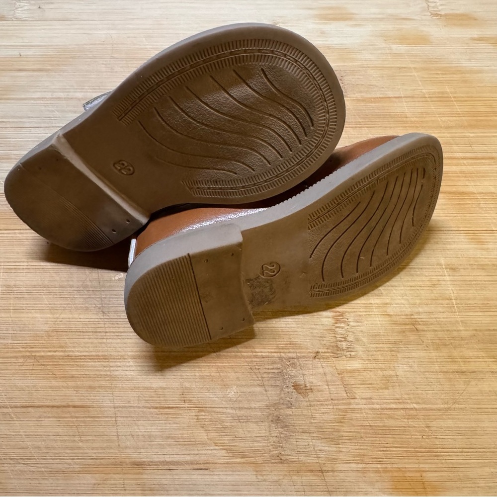 Brown Leather Toddler Shoes - Picture 3 of 3